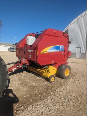 Main image New Holland BR7090